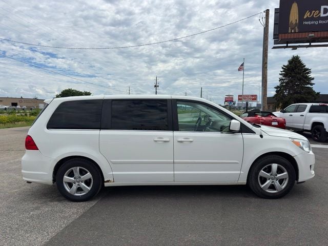 2010 Volkswagen Routan SEL