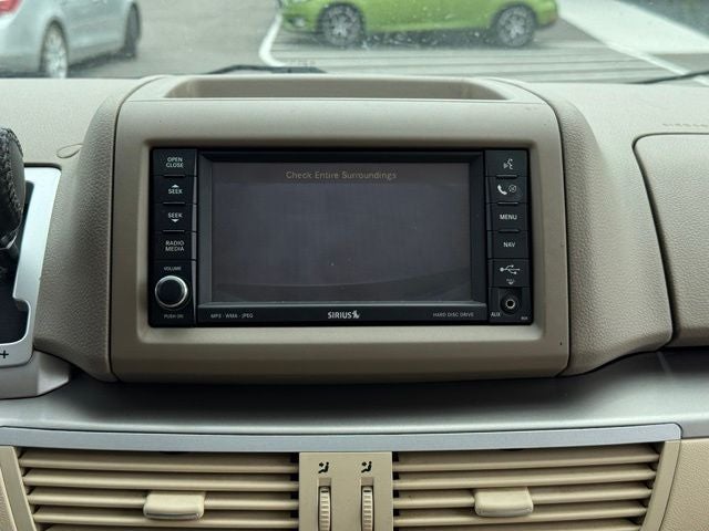 2010 Volkswagen Routan SEL