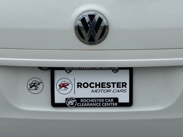 2010 Volkswagen Routan SEL