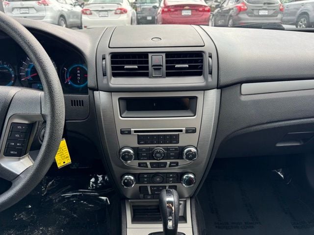 Used 2012 Ford Fusion SE with VIN 3FAHP0HA6CR365353 for sale in Rochester, Minnesota