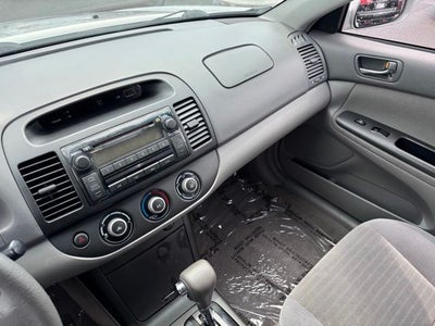 2005 Toyota Camry LE