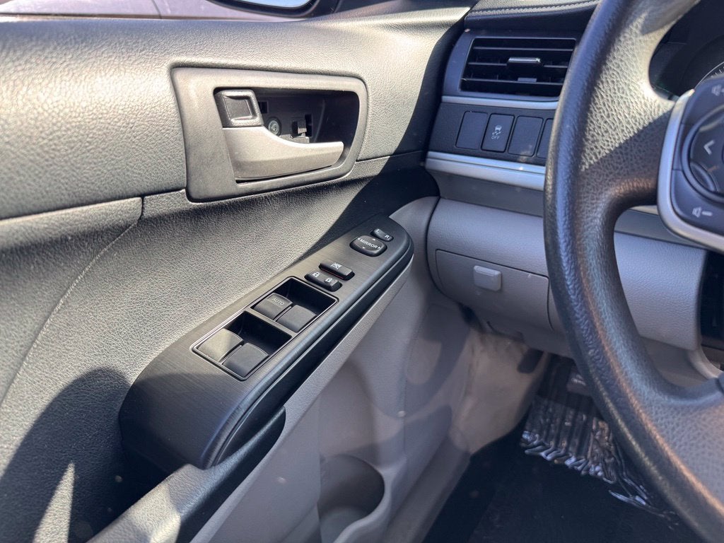 2012 Toyota Camry LE PRIOR SALVAGE TITLE