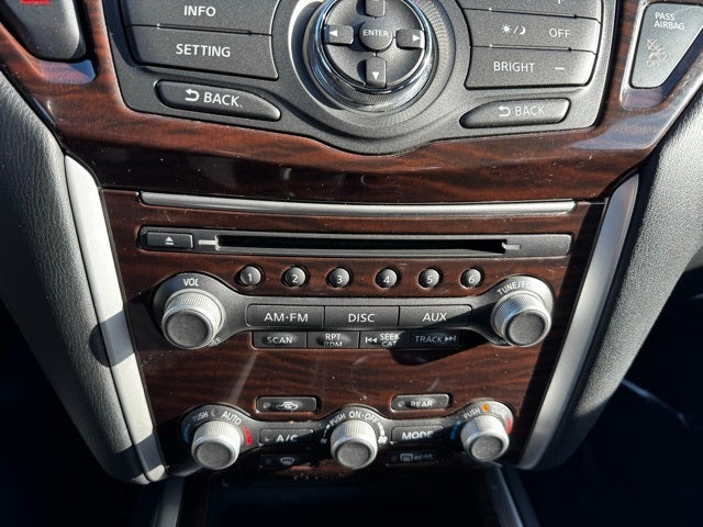 2014 Nissan Pathfinder SL