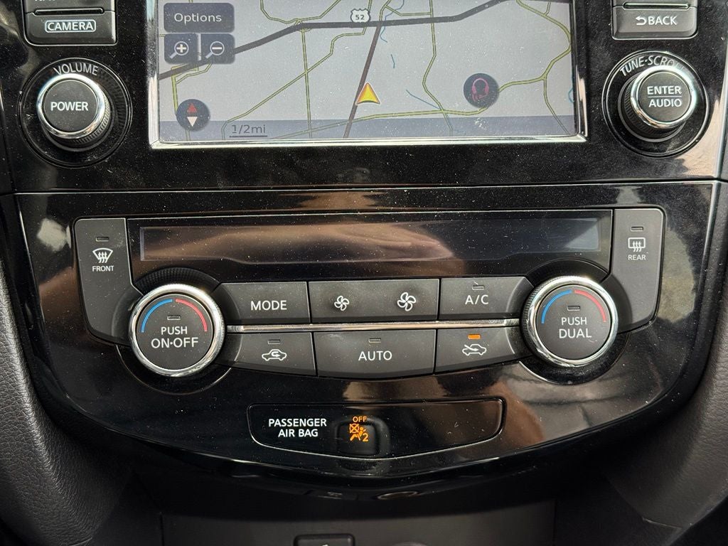 2016 Nissan Rogue SL AWD