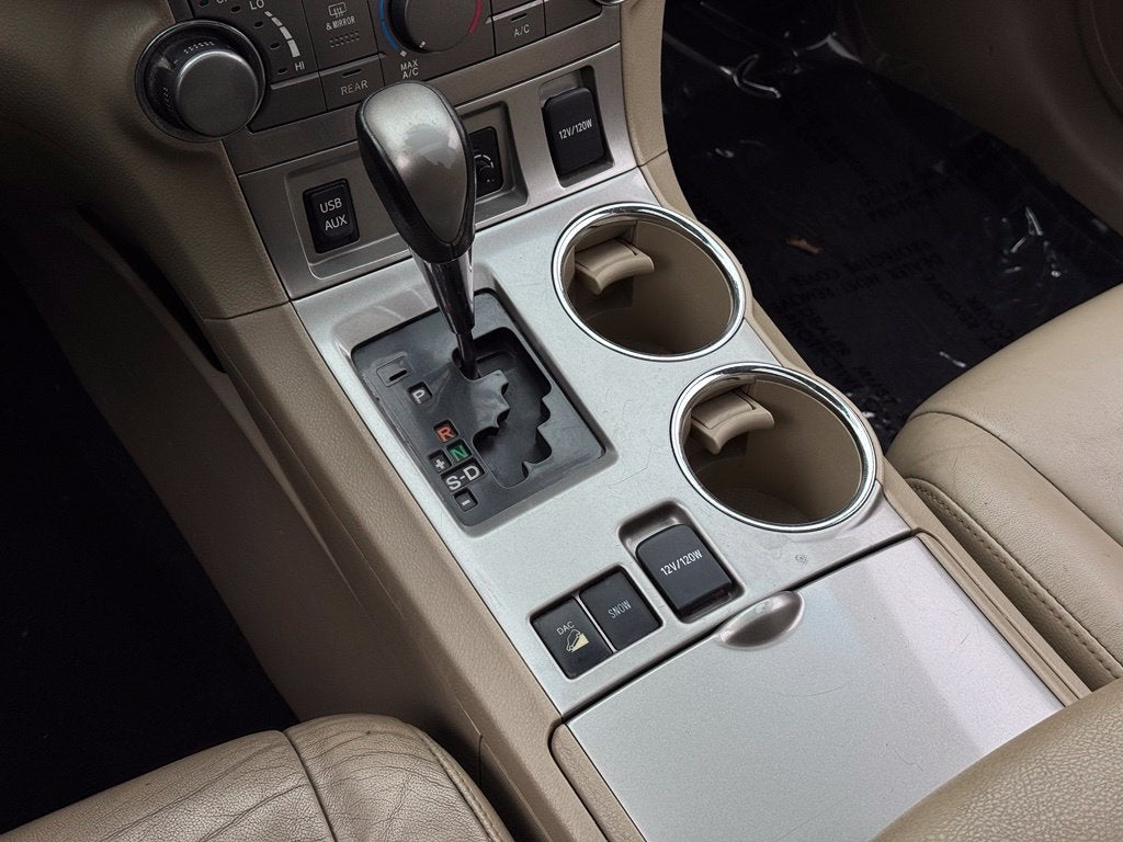 2013 Toyota Highlander SE
