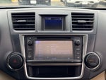 2013 Toyota Highlander SE