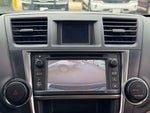 2013 Toyota Highlander SE