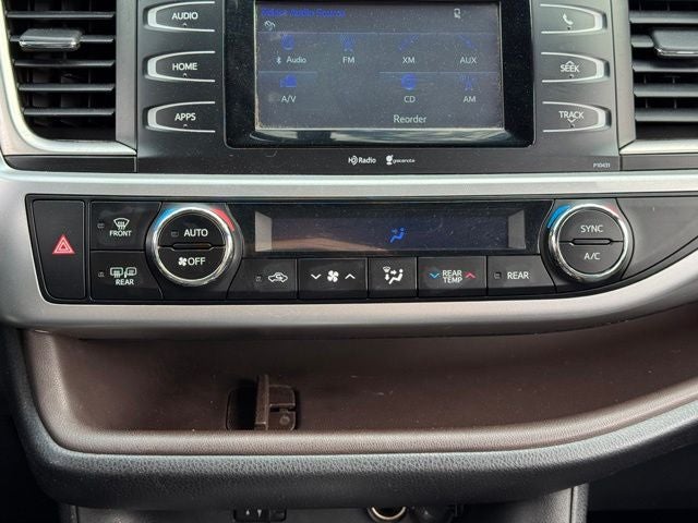 2014 Toyota Highlander LE Plus V6