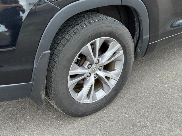 2014 Toyota Highlander LE Plus V6
