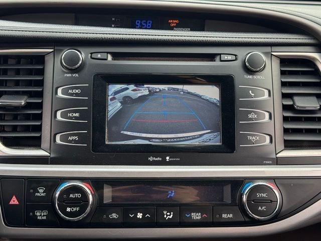 2014 Toyota Highlander LE Plus V6