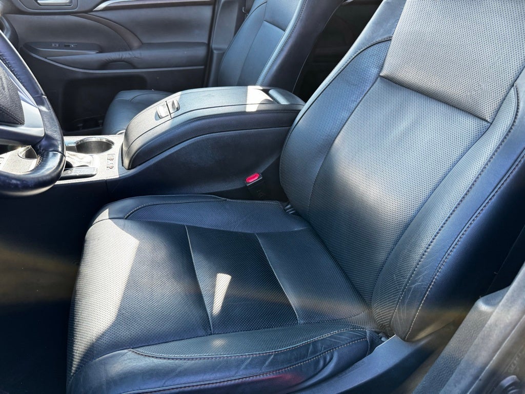 2015 Toyota Highlander Limited PRIOR SALVAGE TITLE