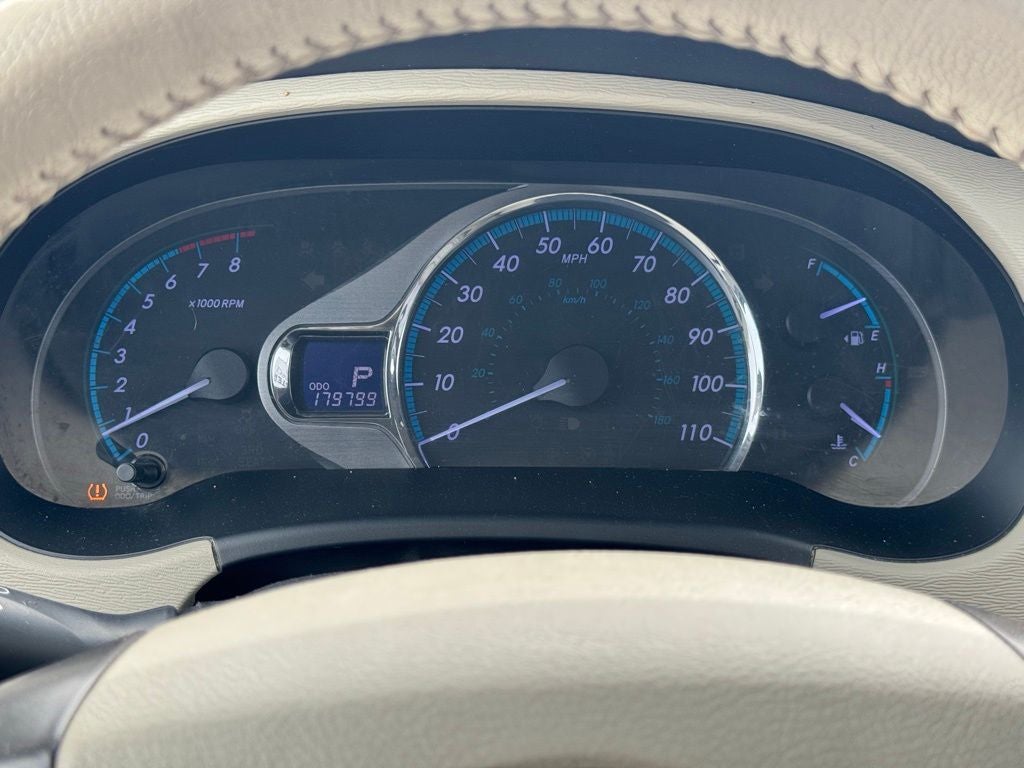 2014 Toyota Sienna XLE 8 Passenger