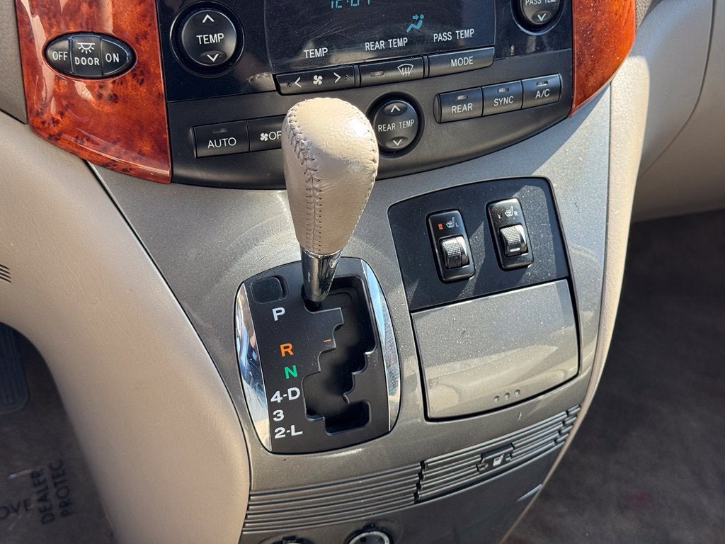 2010 Toyota Sienna XLE