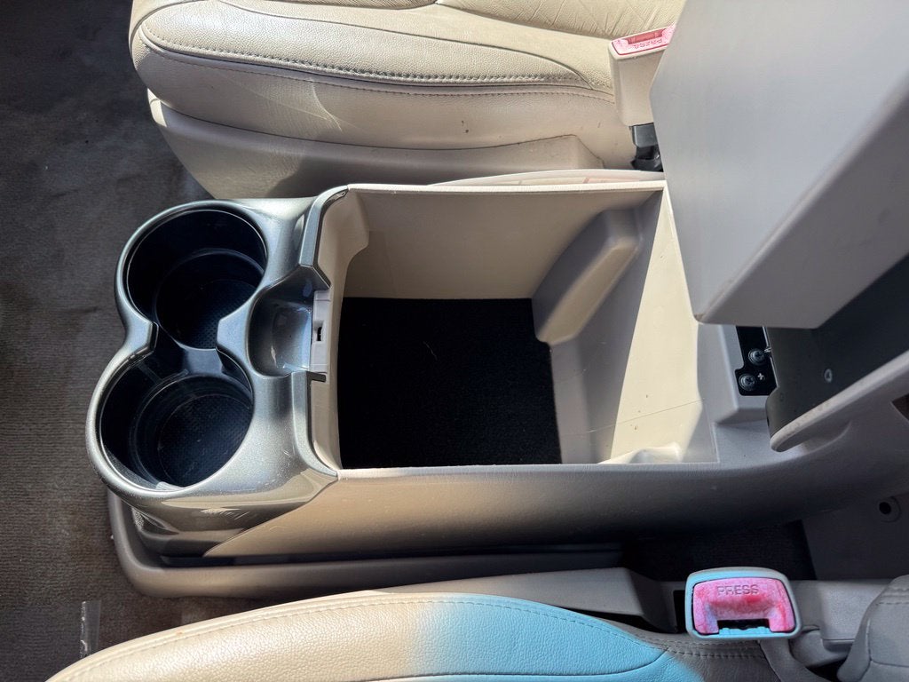 2010 Toyota Sienna XLE