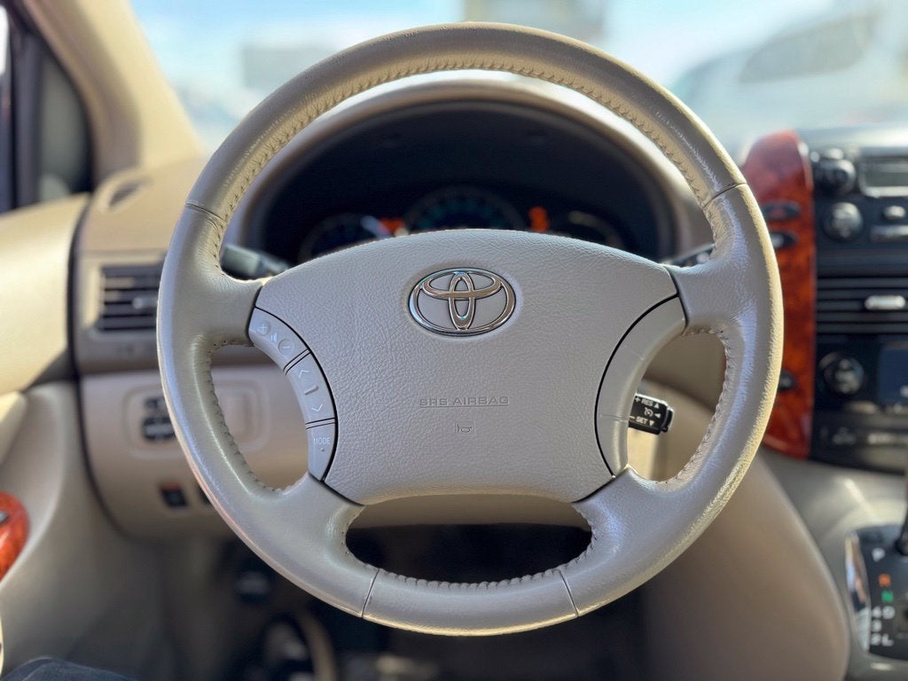 2010 Toyota Sienna XLE