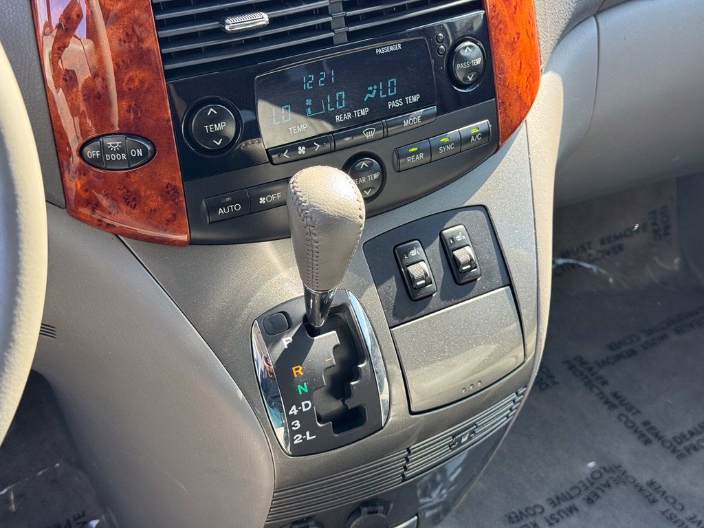 2006 Toyota Sienna XLE