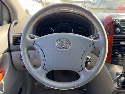 2006 Toyota Sienna XLE