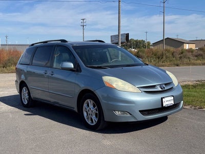2006 Toyota Sienna XLE