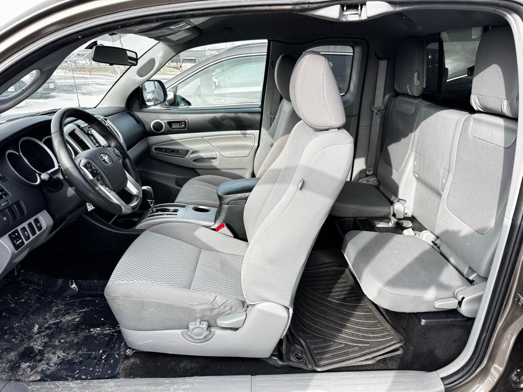 2014 Toyota Tacoma Base V6