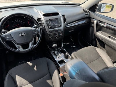 2015 Kia Sorento LX