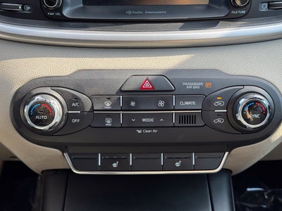 2018 Kia Sorento LX