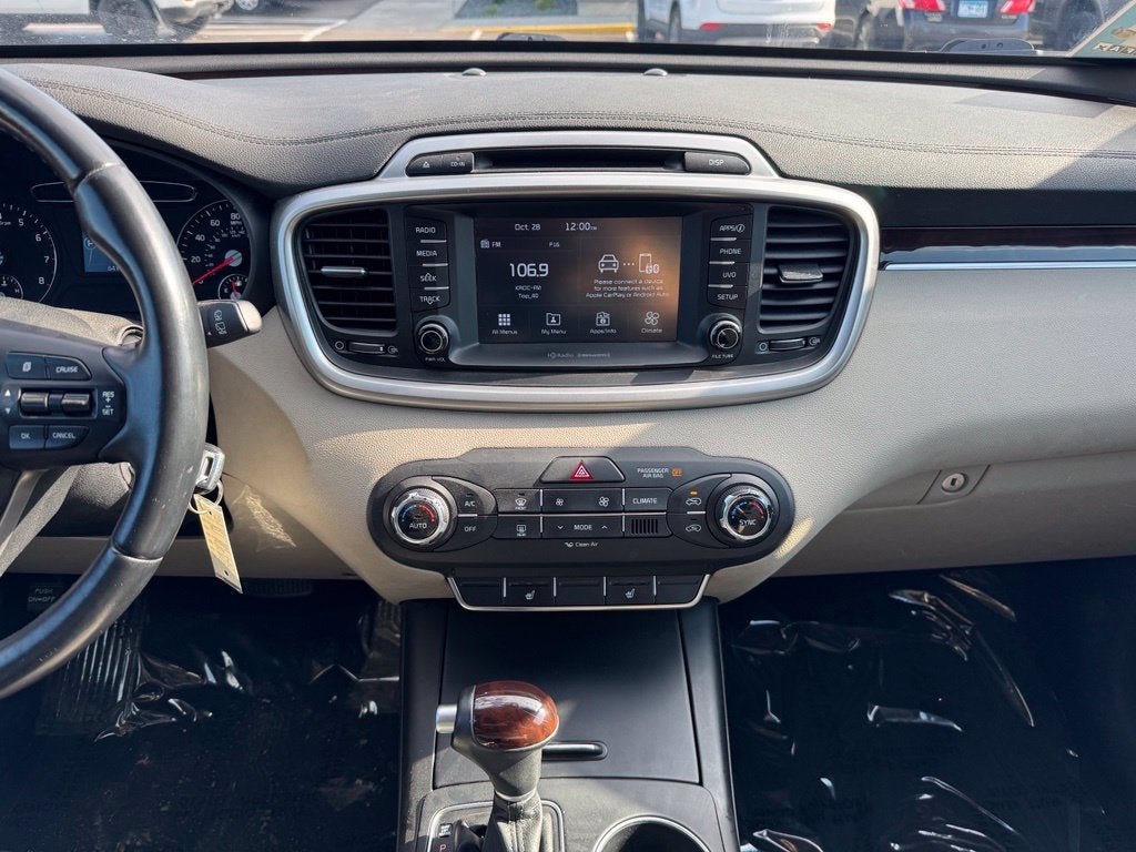 2018 Kia Sorento LX
