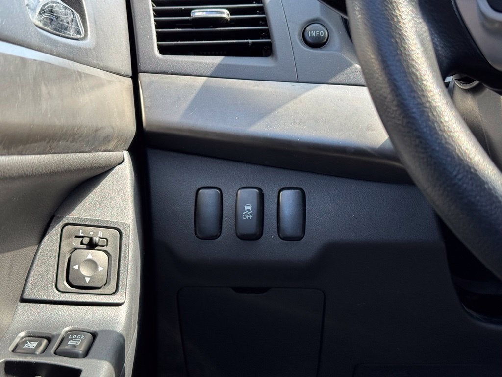 2015 Mitsubishi Lancer SE