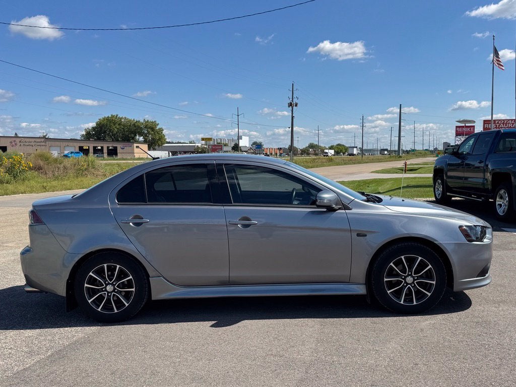 2015 Mitsubishi Lancer SE