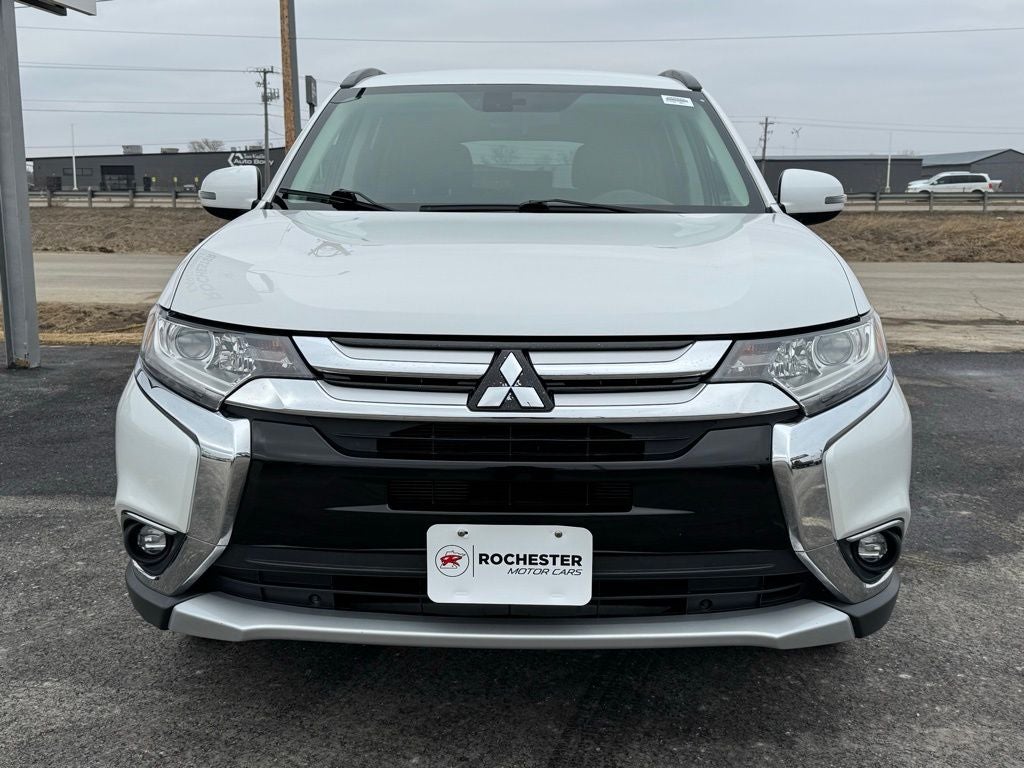 2016 Mitsubishi Outlander ES