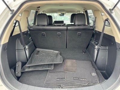 2016 Mitsubishi Outlander ES