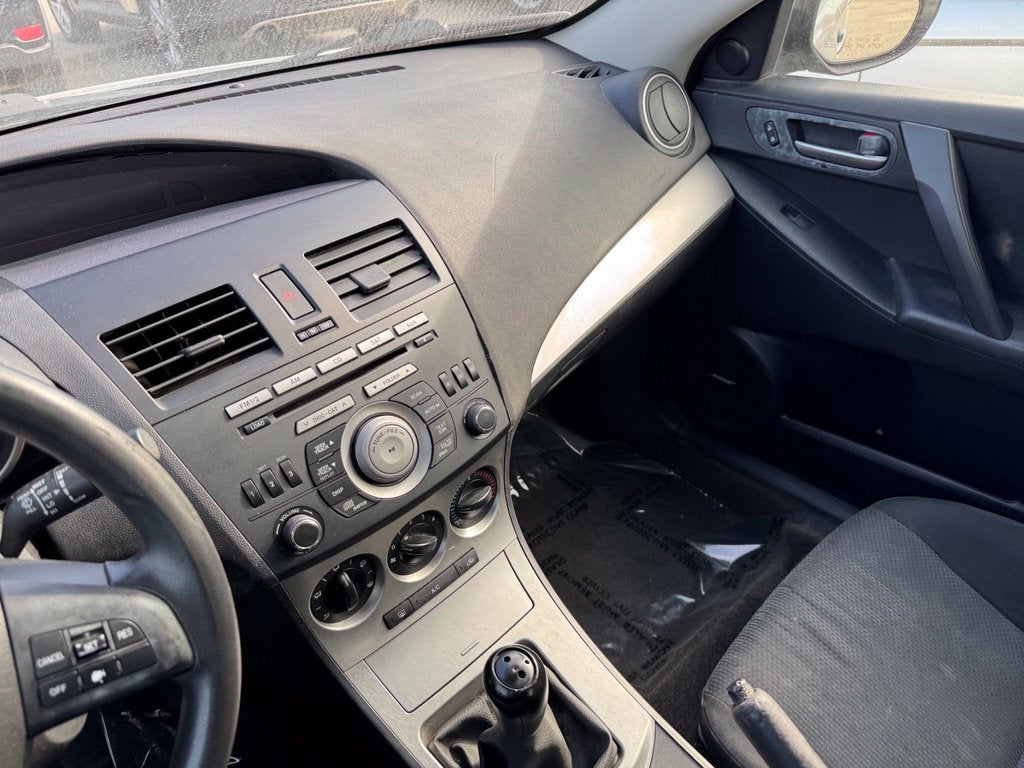 2011 Mazda Mazda3 i Touring