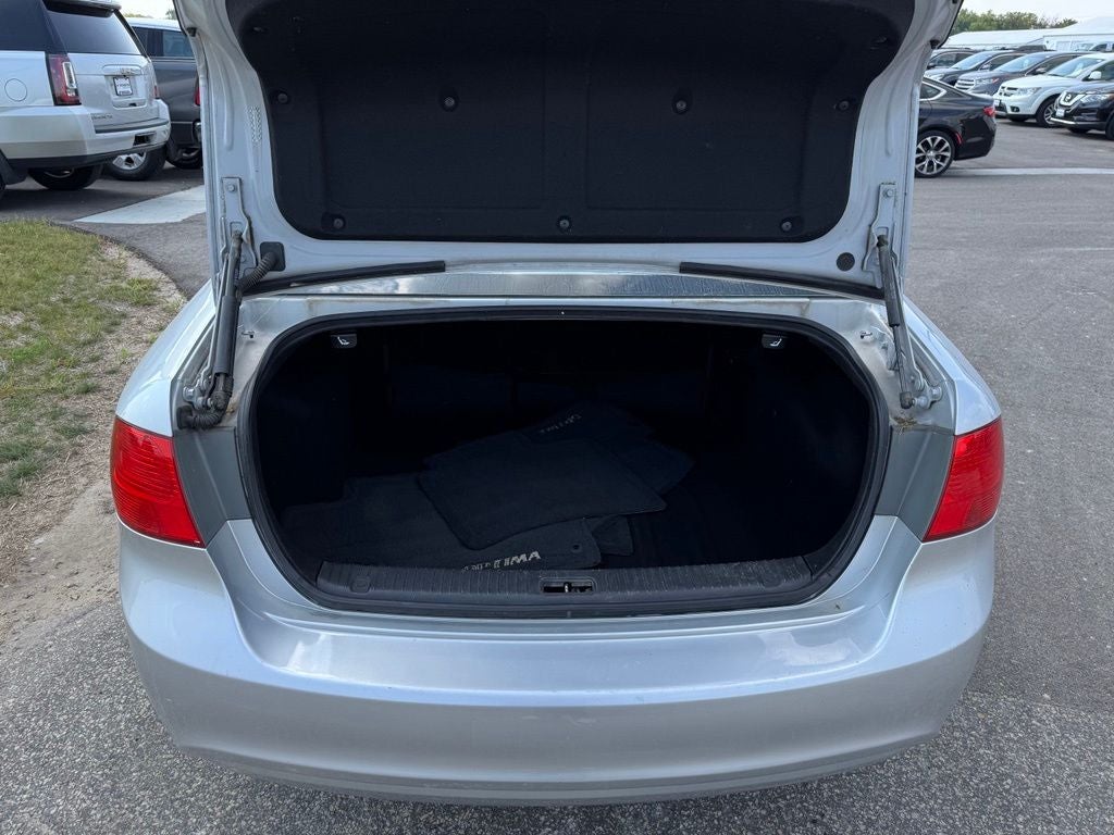 2010 Kia Optima LX