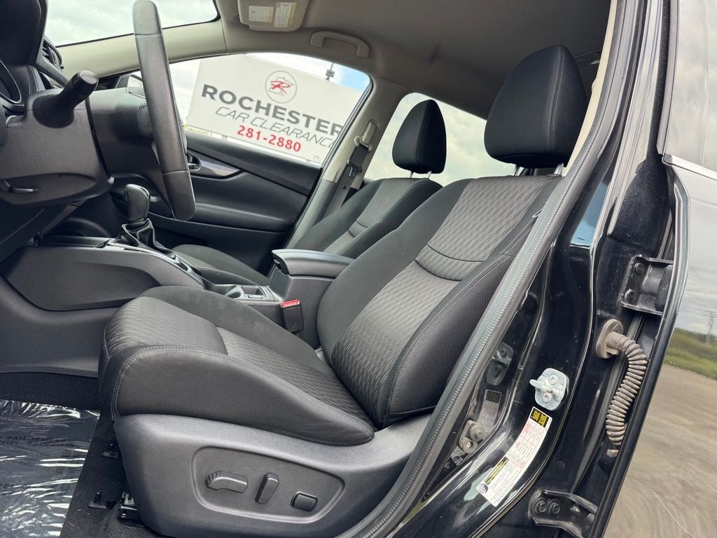 2017 Nissan Rogue SV AWD