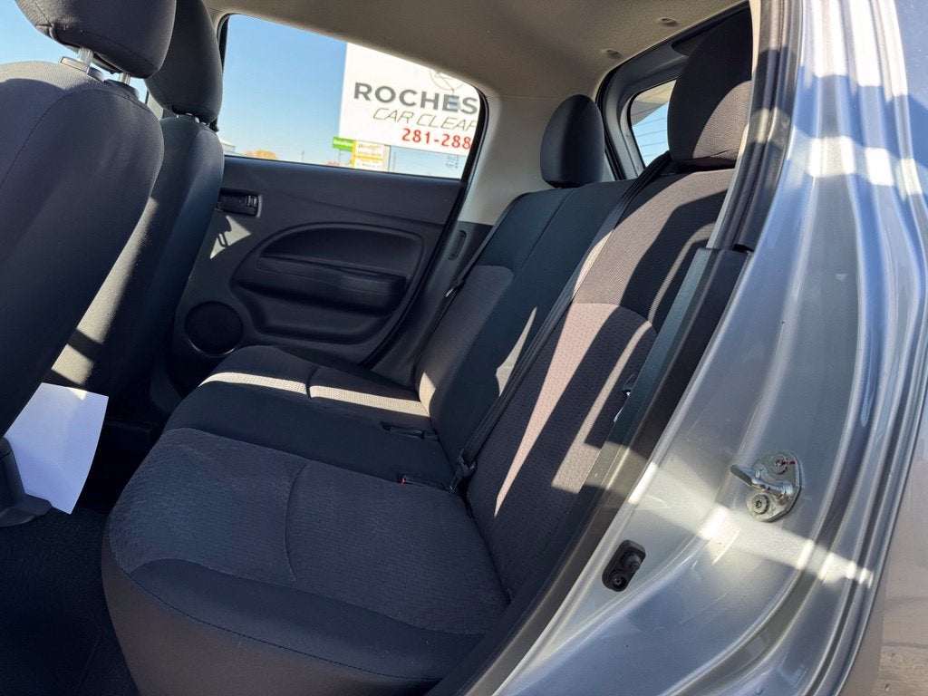 2017 Mitsubishi Mirage ES