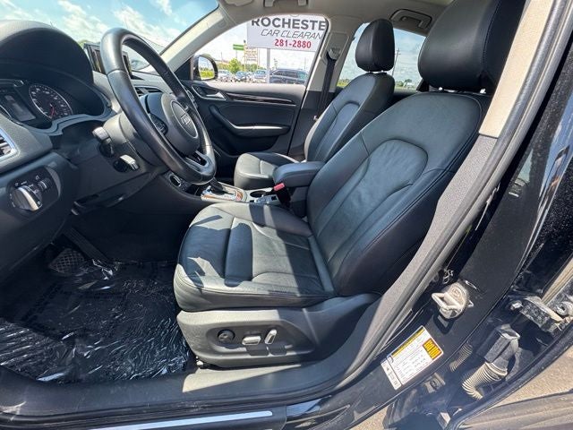 2016 Audi Q3 2.0T Prestige quattro