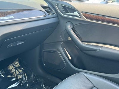 2016 Audi Q3 2.0T Prestige quattro