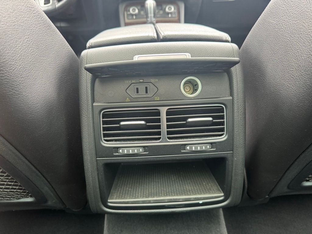 2015 Volkswagen Touareg V6 TDI Lux