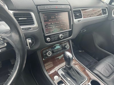 2015 Volkswagen Touareg V6 TDI Lux