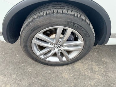 2015 Volkswagen Touareg V6 TDI Lux