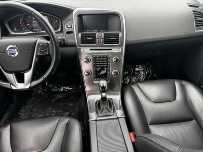 2016 Volvo XC60 T6 Drive-E
