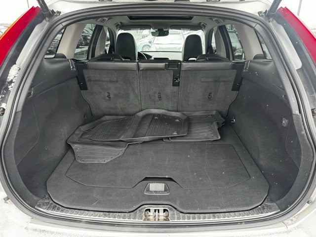 2016 Volvo XC60 T6 Drive-E