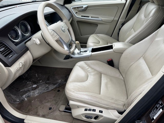 2011 Volvo XC60 T6